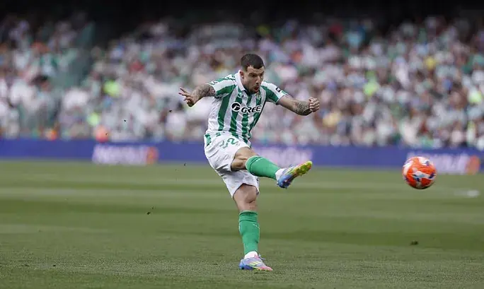 Portada de La Liga Fantasy: ⚽ Resumen del Betis - Jornada 31 vs Villarreal