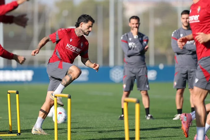 Portada de Budimir y Rubén ya entrenan para el Osasuna - Atlético