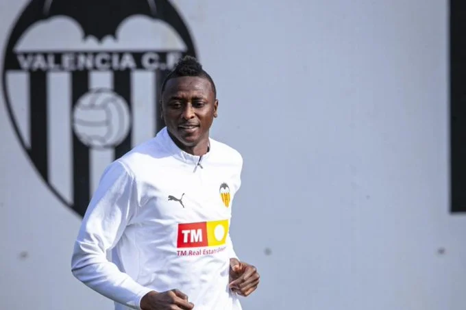 Habría acuerdo: Sadiq con las maletas para regresar al Valencia