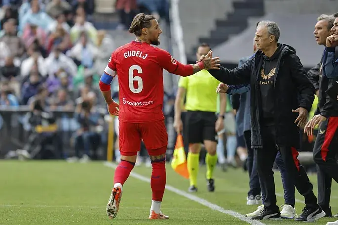 Imagen de la noticia: La Liga Fantasy: ⚽ Resumen del revés del Sevilla, Jornada 35 vs  Celta