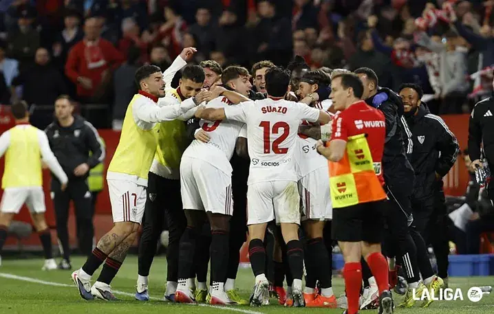 Empate del Sevilla con uno menos y gol de Sow - Jornada 24 Liga Fantasy