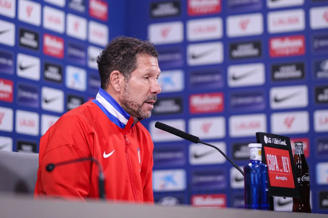 Portada de Simeone habla de Griezmann, fichajes, ganar al Depor en Copa