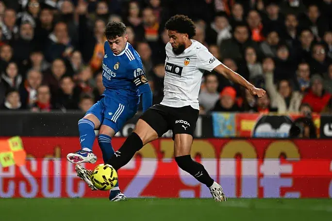 Portada de Luchó el Valencia, pero cae en Mestalla - Jornada 23 Liga Fantasy