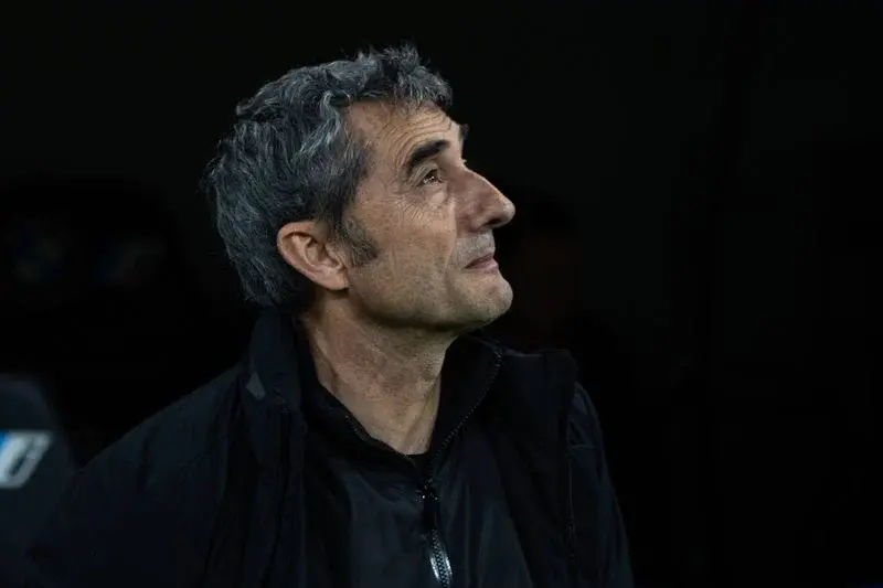Noticia: Valverde habla de la roja a Vivian, la mano de Garnacho, falta a Maroan, revés con el United Imagen de la noticia: Valverde habla de la roja a Vivian, la mano de Garnacho, falta a Maroan, revés con el United