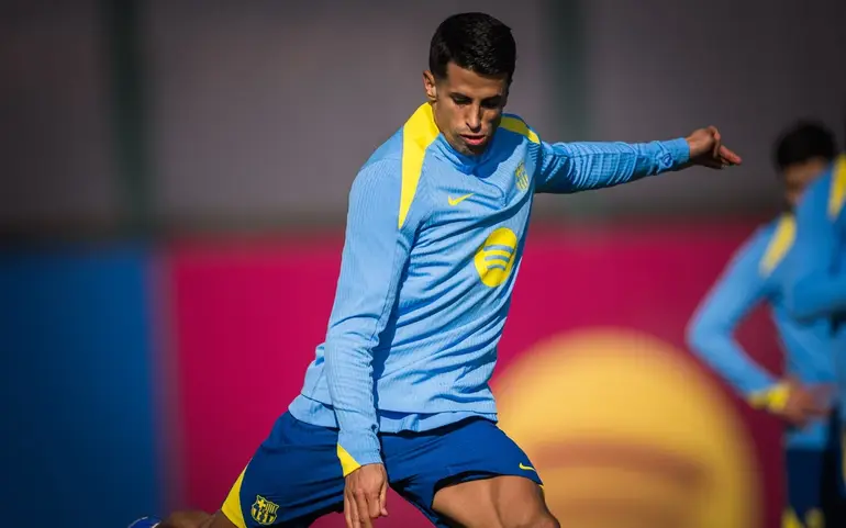 Última hora sobre el estado de Cancelo y Marc Bernal en el Barcelona