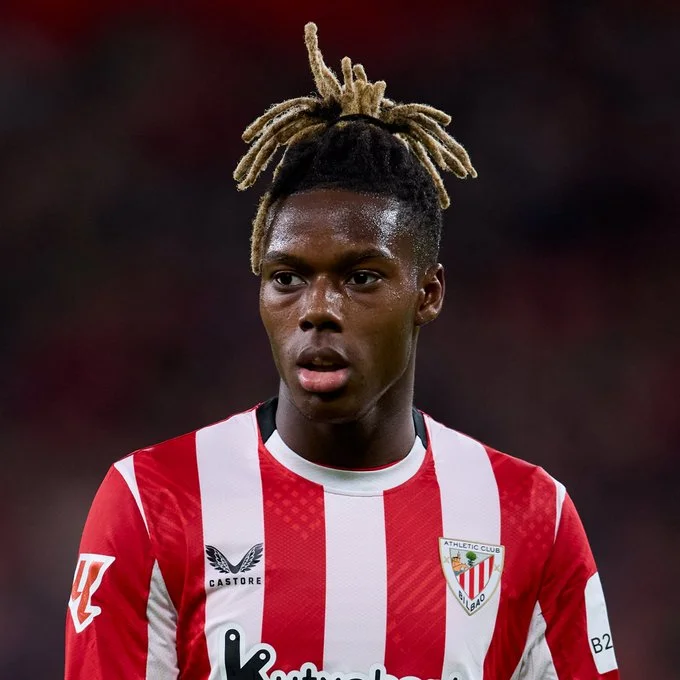 Portada de Nico Williams no se muestra en el entrenamiento del Athletic, precaución