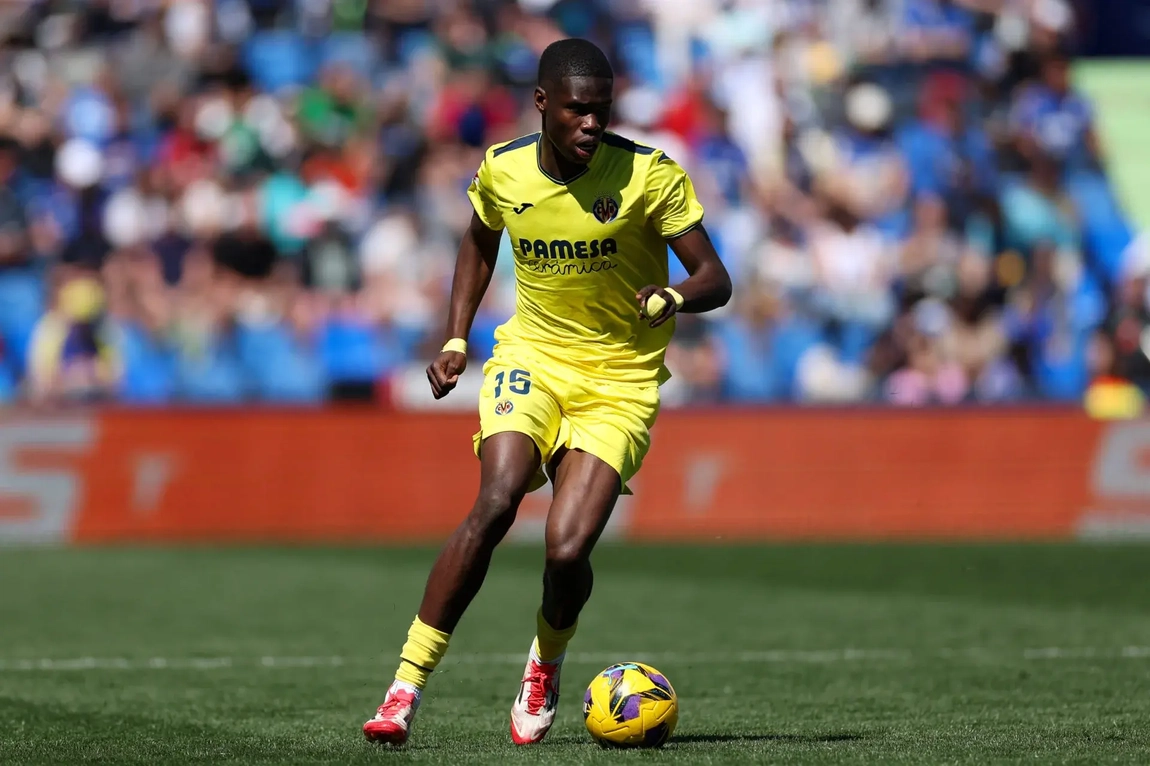 Noticia: Se recalca el interés del Everton por Barry Imagen de la noticia: Se recalca el interés del Everton por Barry