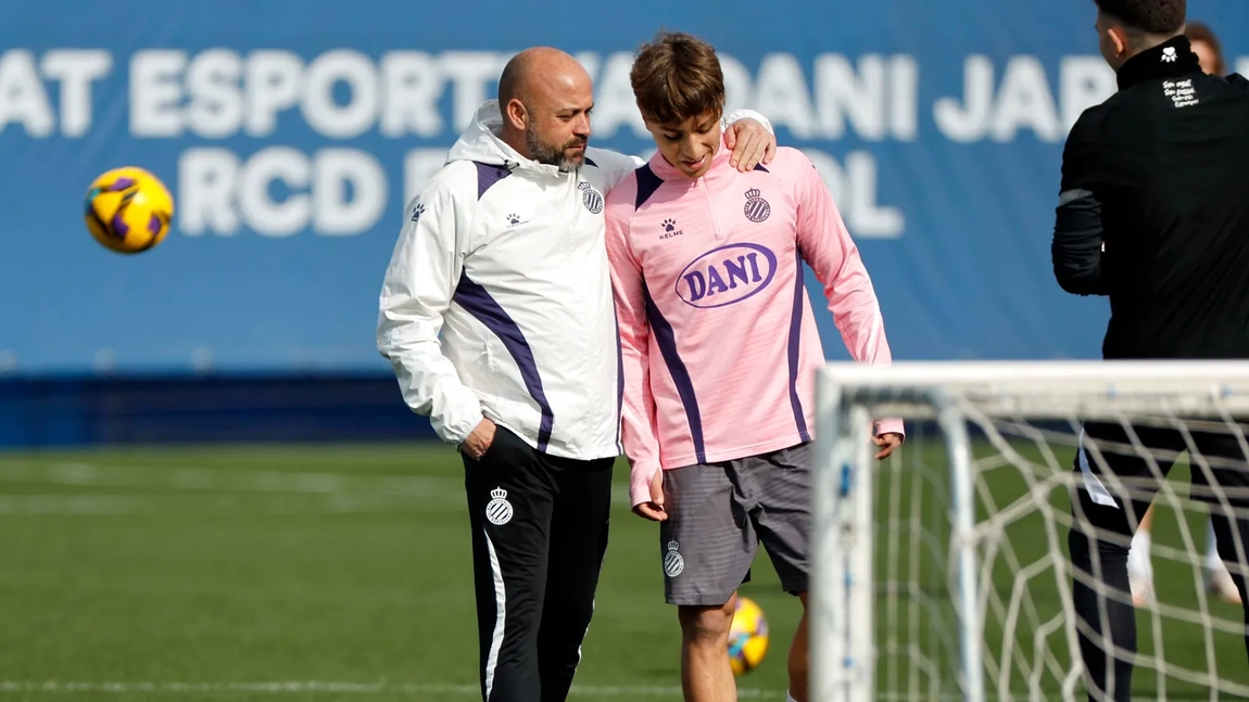 Portada de Una de las grandes promesas del Espanyol, muy cerca de poner rumbo a Inglaterra