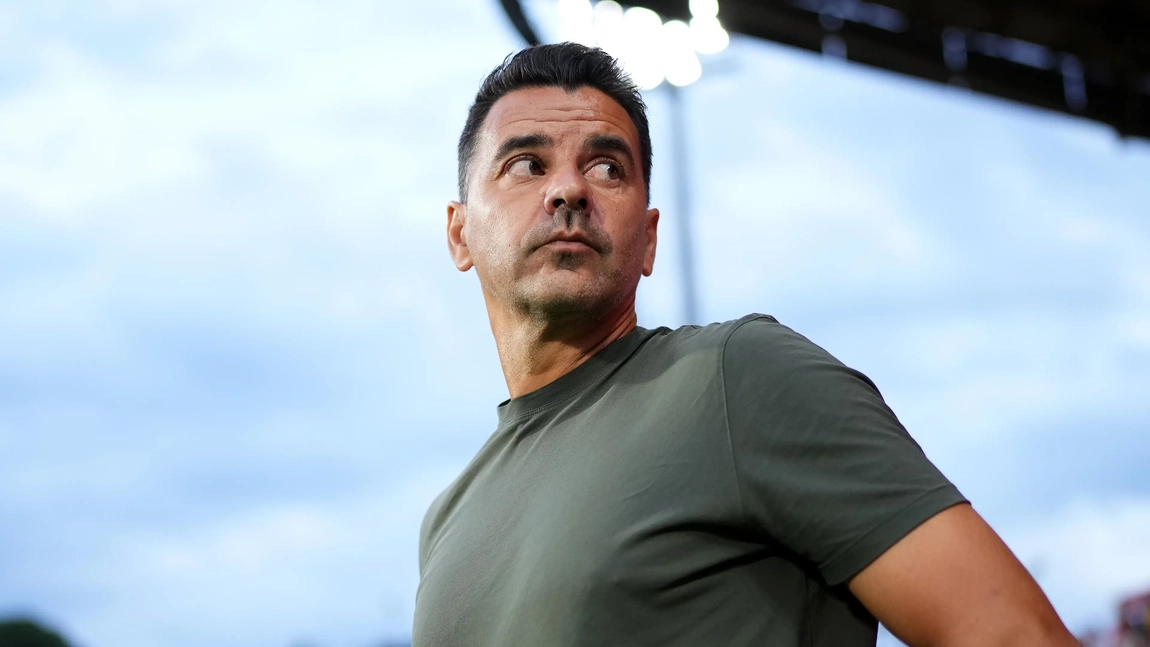 Portada de El Girona confirma que Míchel no continuará y ya tiene nuevo equipo
